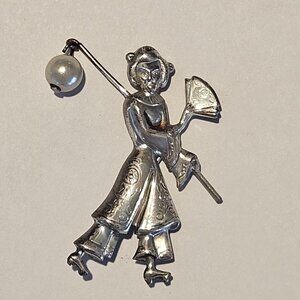 Vintage Designer Lang Sterling Silver Asian Lady Kimono Pearl Brooch Pin 2"
